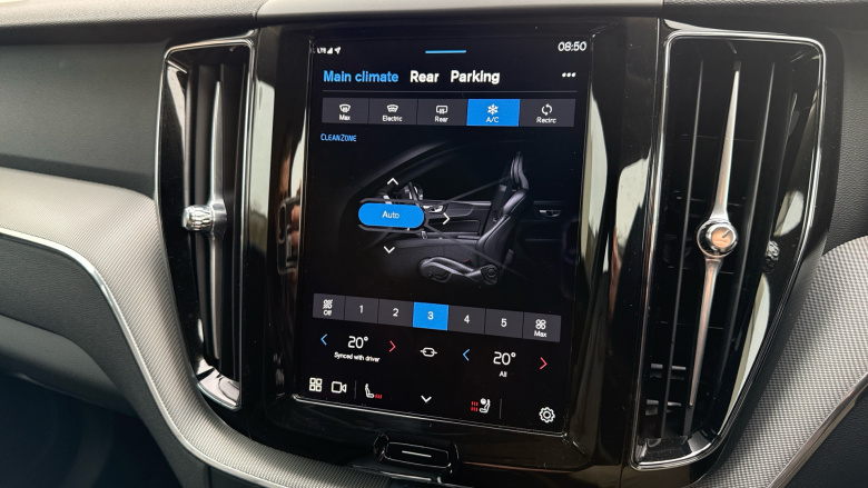 Volvo XC60 2.0 B5P Plus Dark 5dr AWD Geartronic Petrol Estate